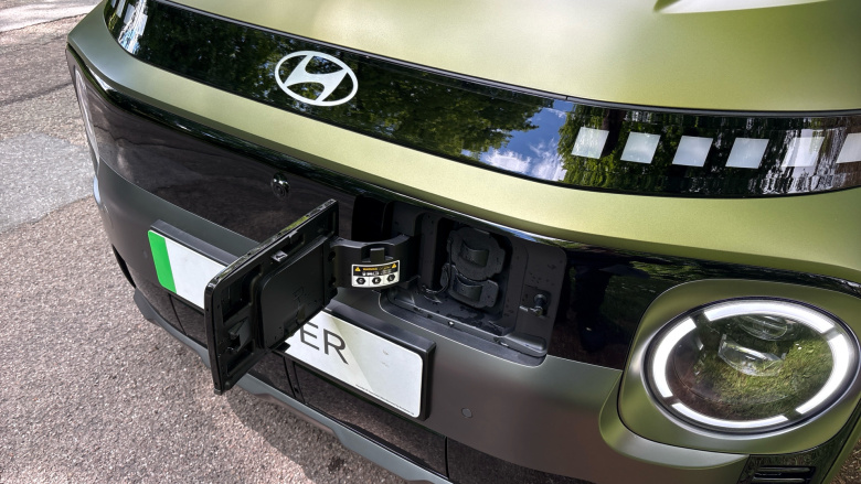 Hyundai INSTER 85kW Cross 49kWh 5dr Auto Electric Hatchback